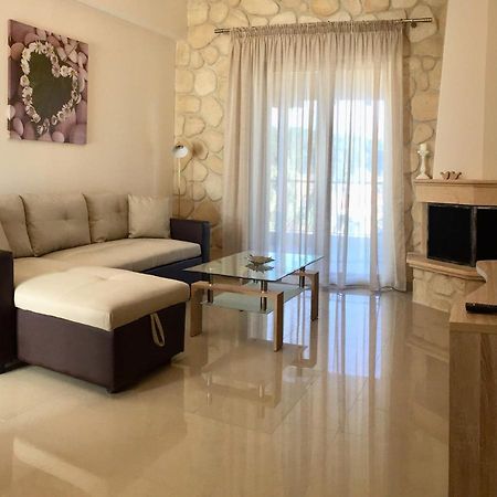 Amfithea House Villa Сивири Екстериор снимка